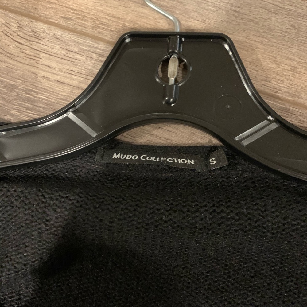 Mudo Collection Sweater - Picture 3 of 4
